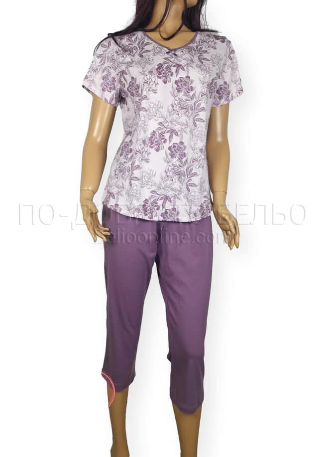 Дамска пижама с къс ръкав и 7/8 панталон Иватекс 3773 лилава на цветя